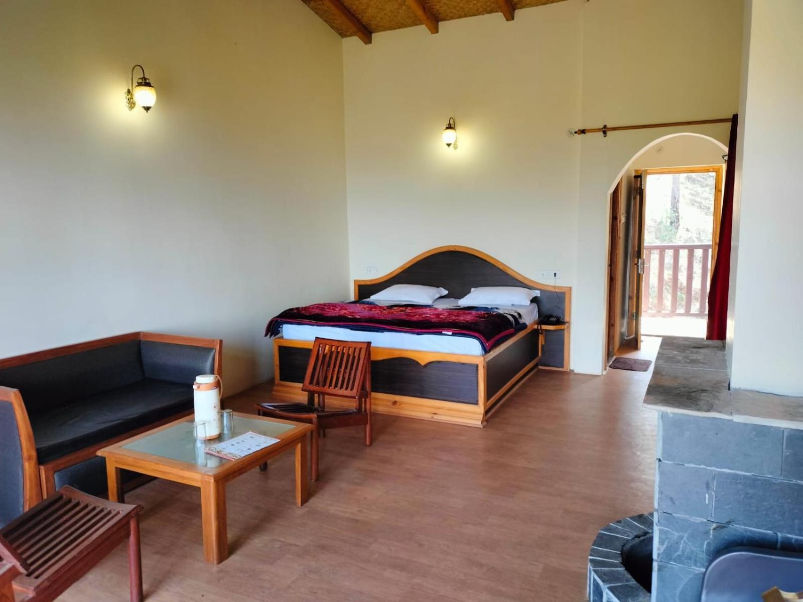 Elphinstone Inn Almora Zewnętrze zdjęcie
