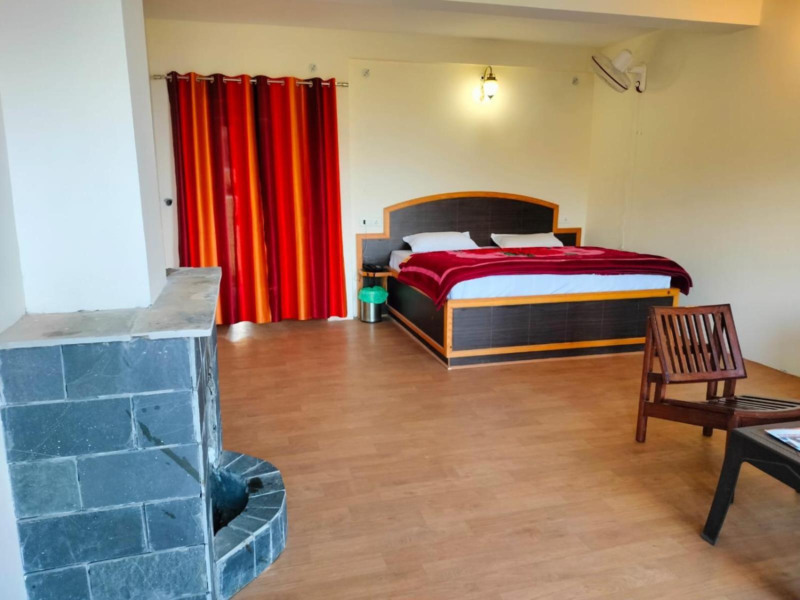 Elphinstone Inn Almora Zewnętrze zdjęcie