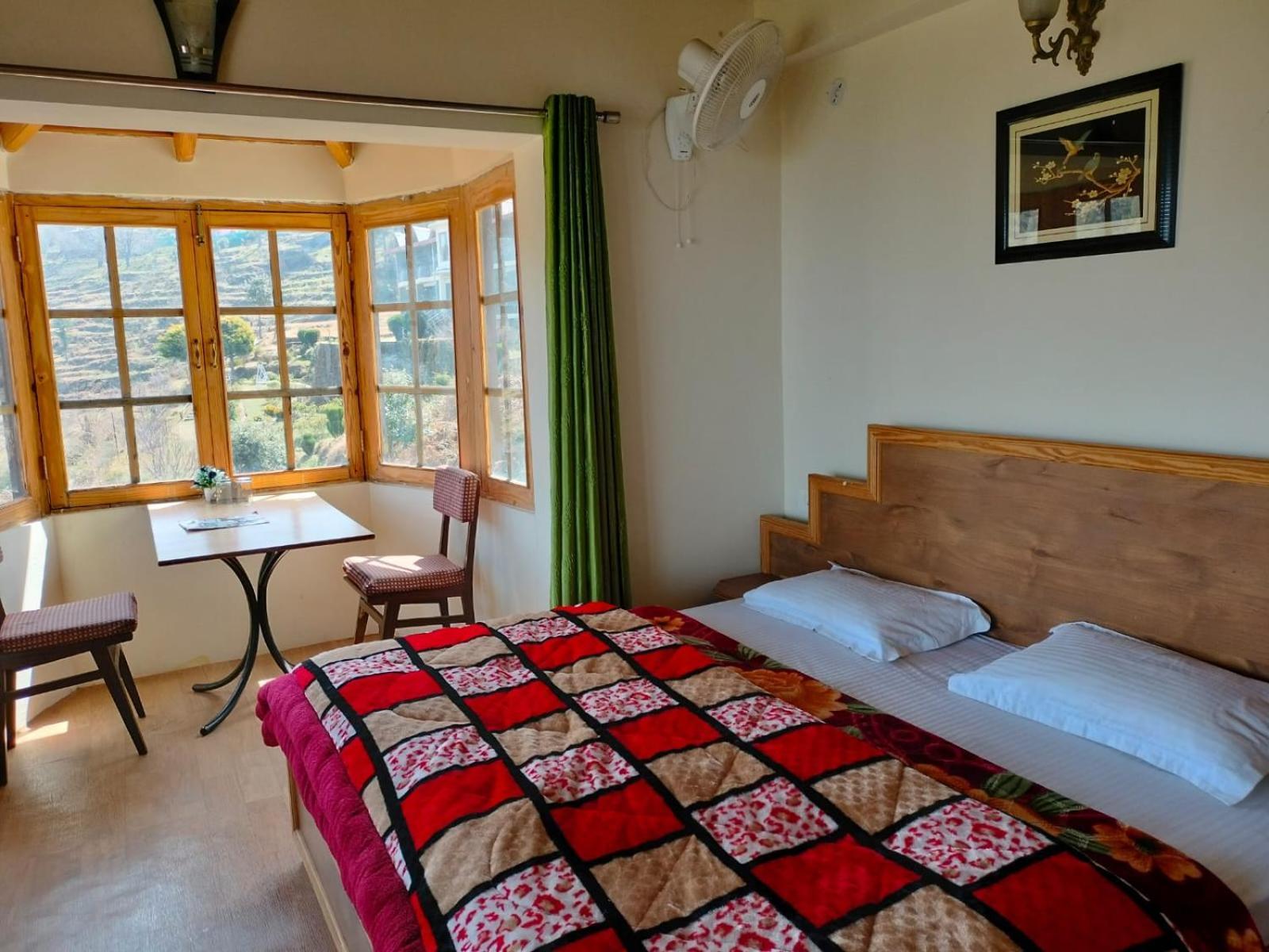 Elphinstone Inn Almora Zewnętrze zdjęcie