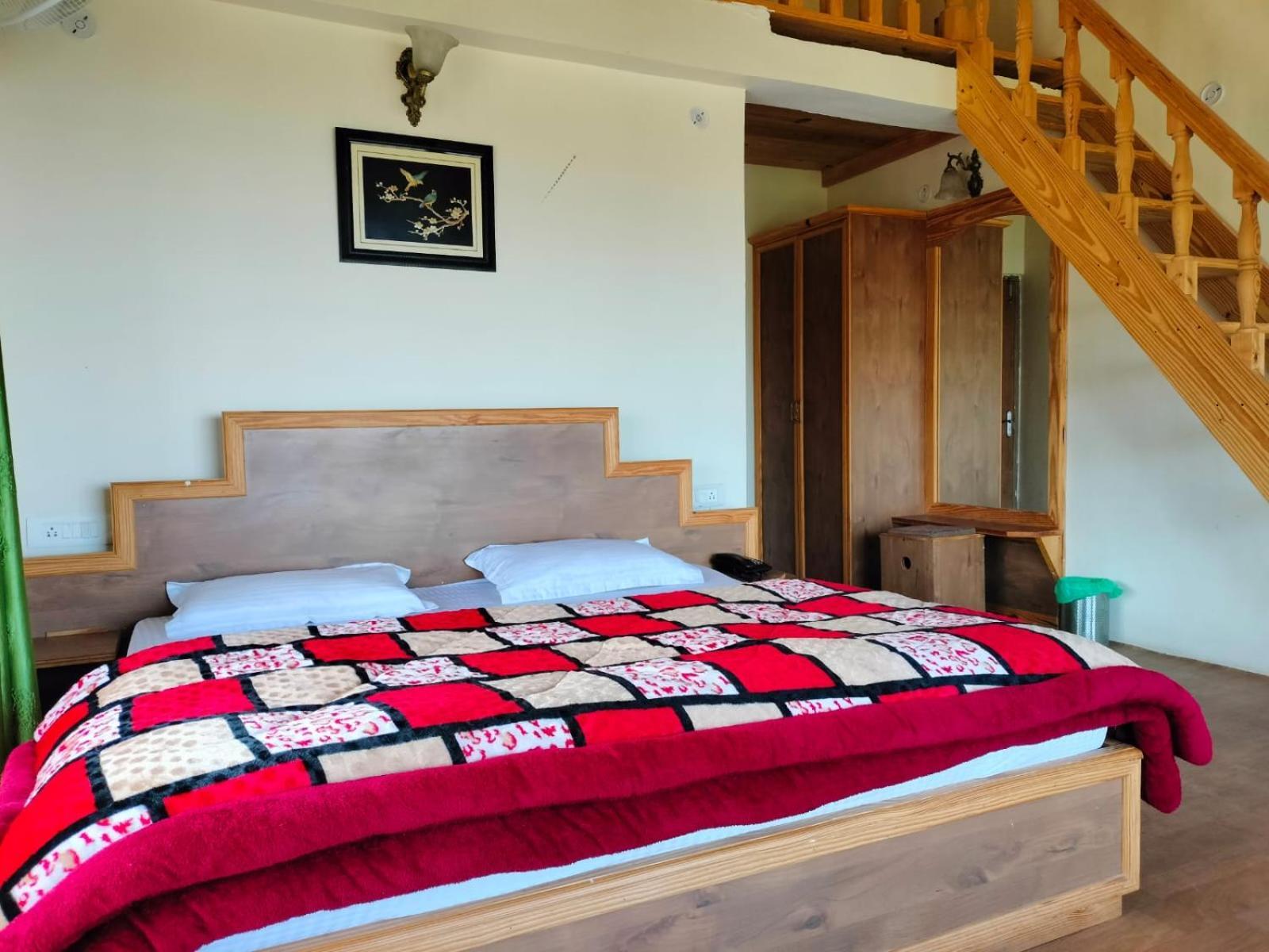 Elphinstone Inn Almora Zewnętrze zdjęcie