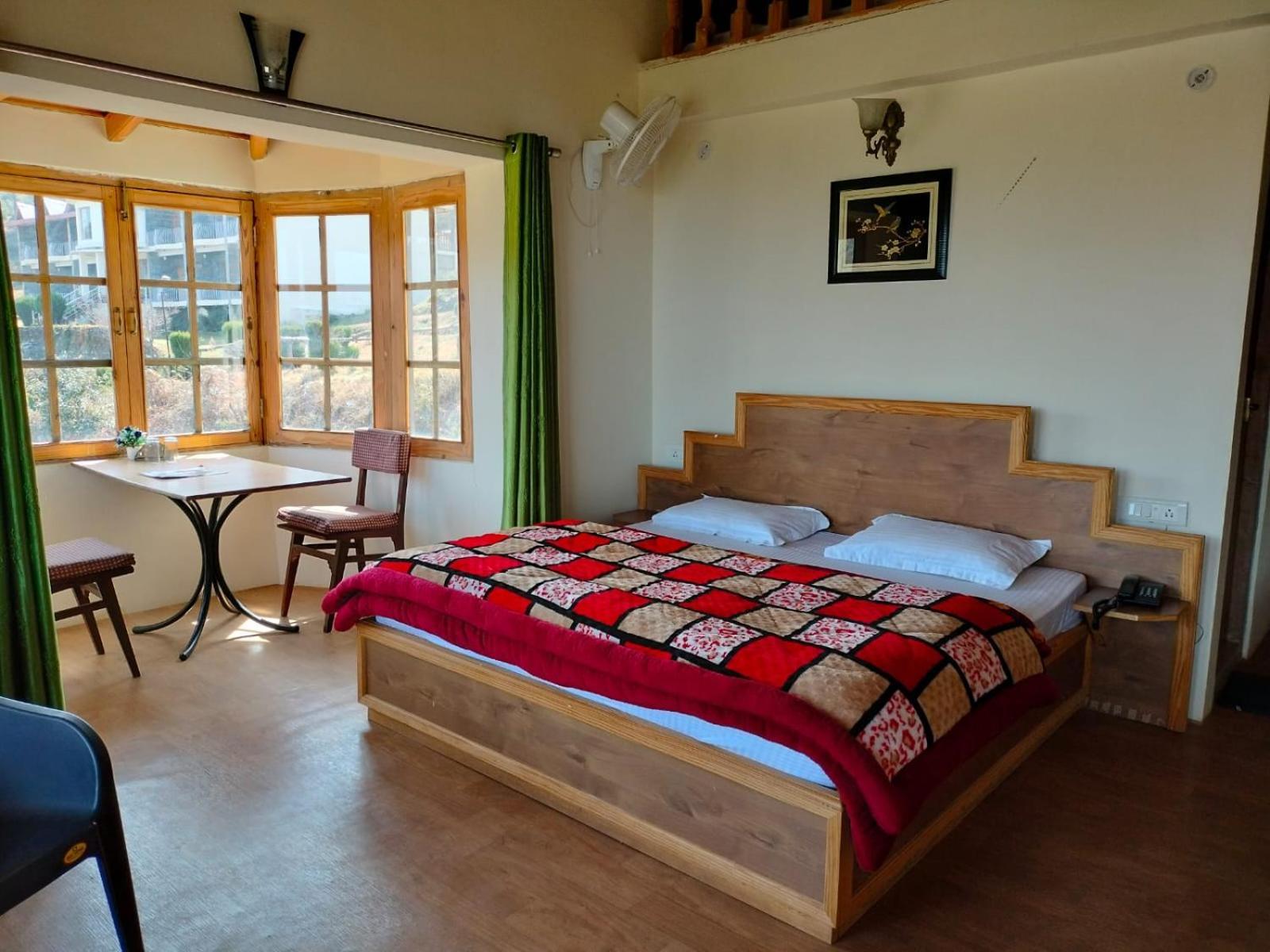 Elphinstone Inn Almora Zewnętrze zdjęcie